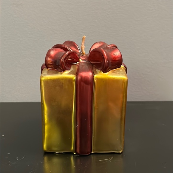 Present Shaped Candles NEW - Picture 10 of 13